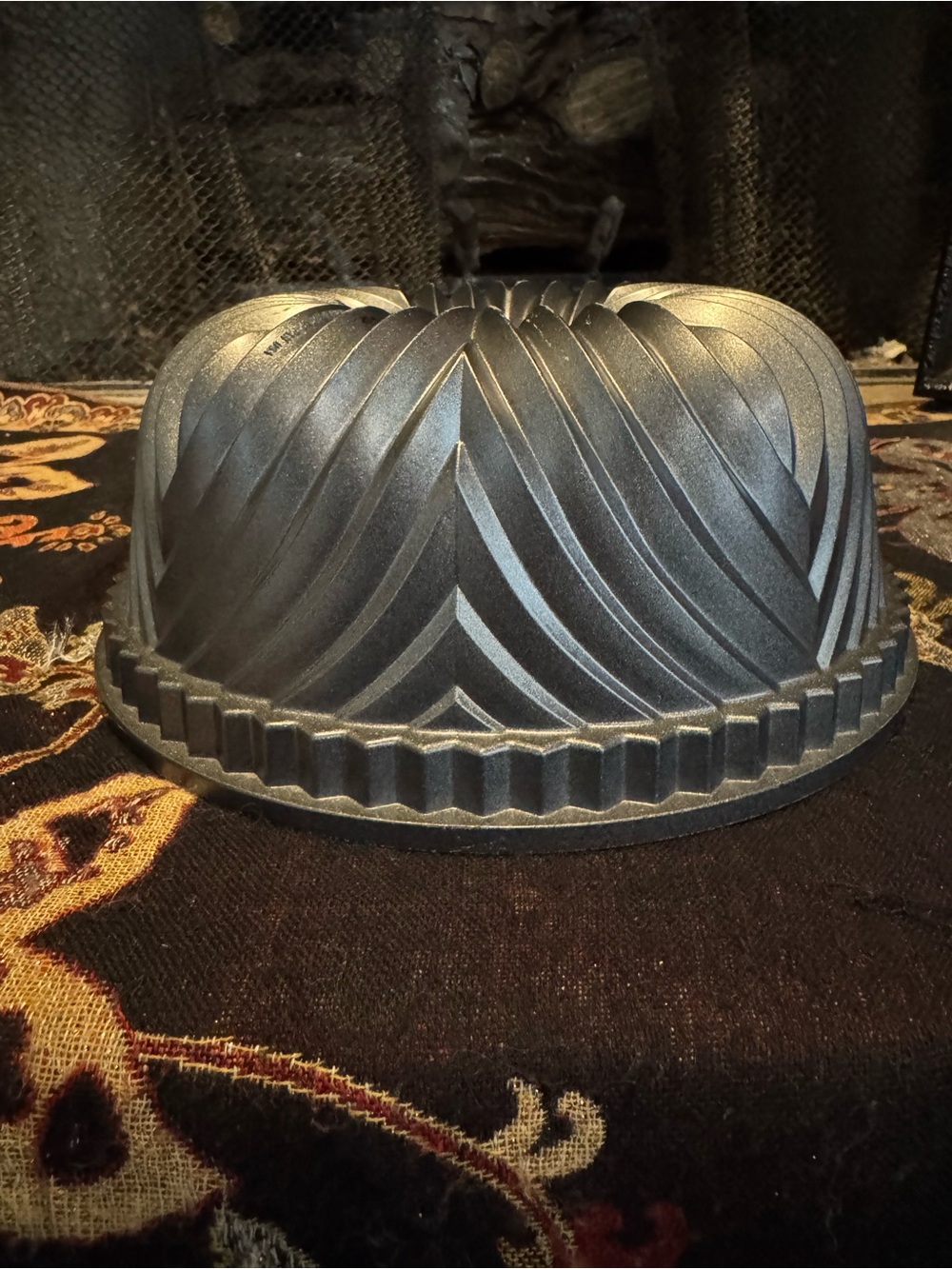 Nordic Ware Cast Iron Bundt Pan in Metallic Gray